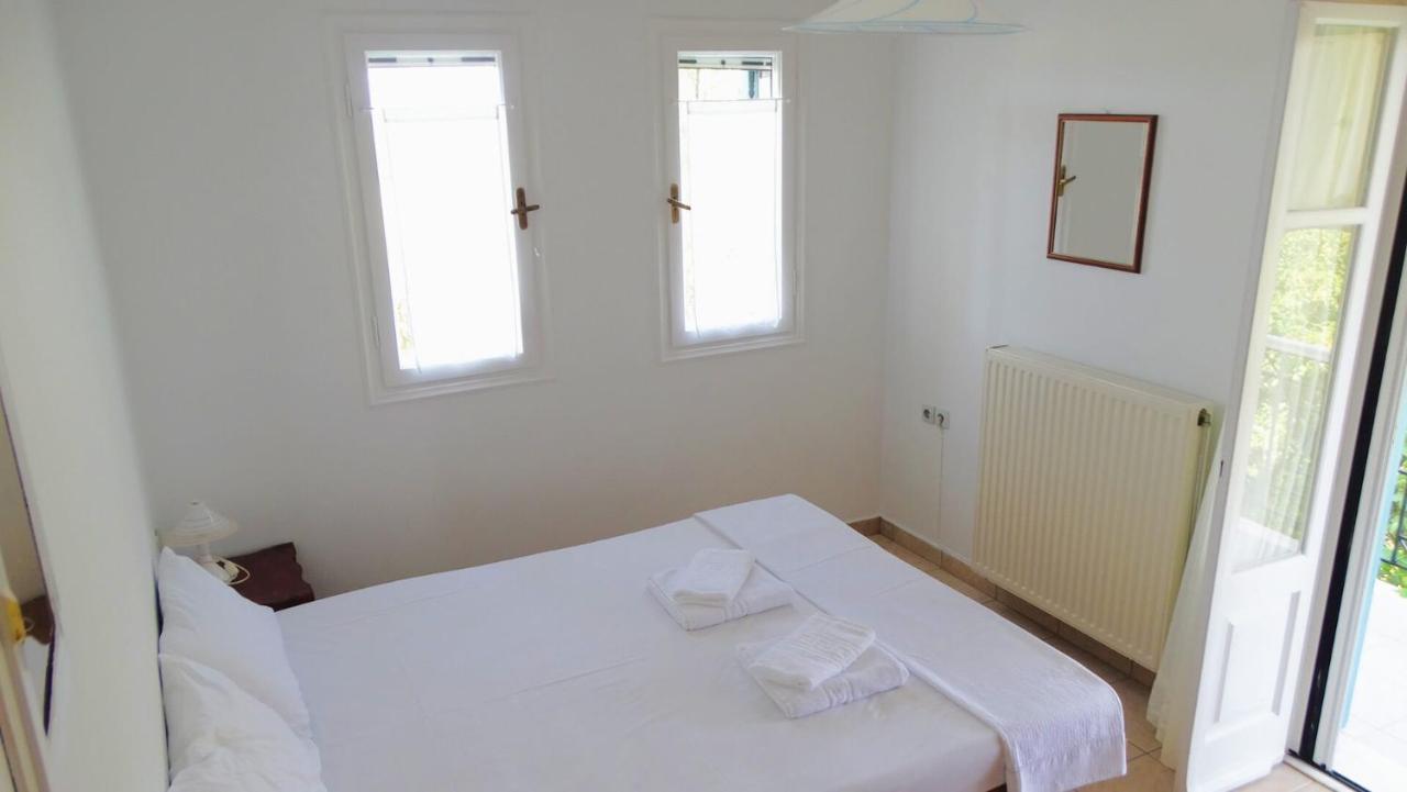 Agrambeli Rooms & Apartments Lefkáda Exteriör bild